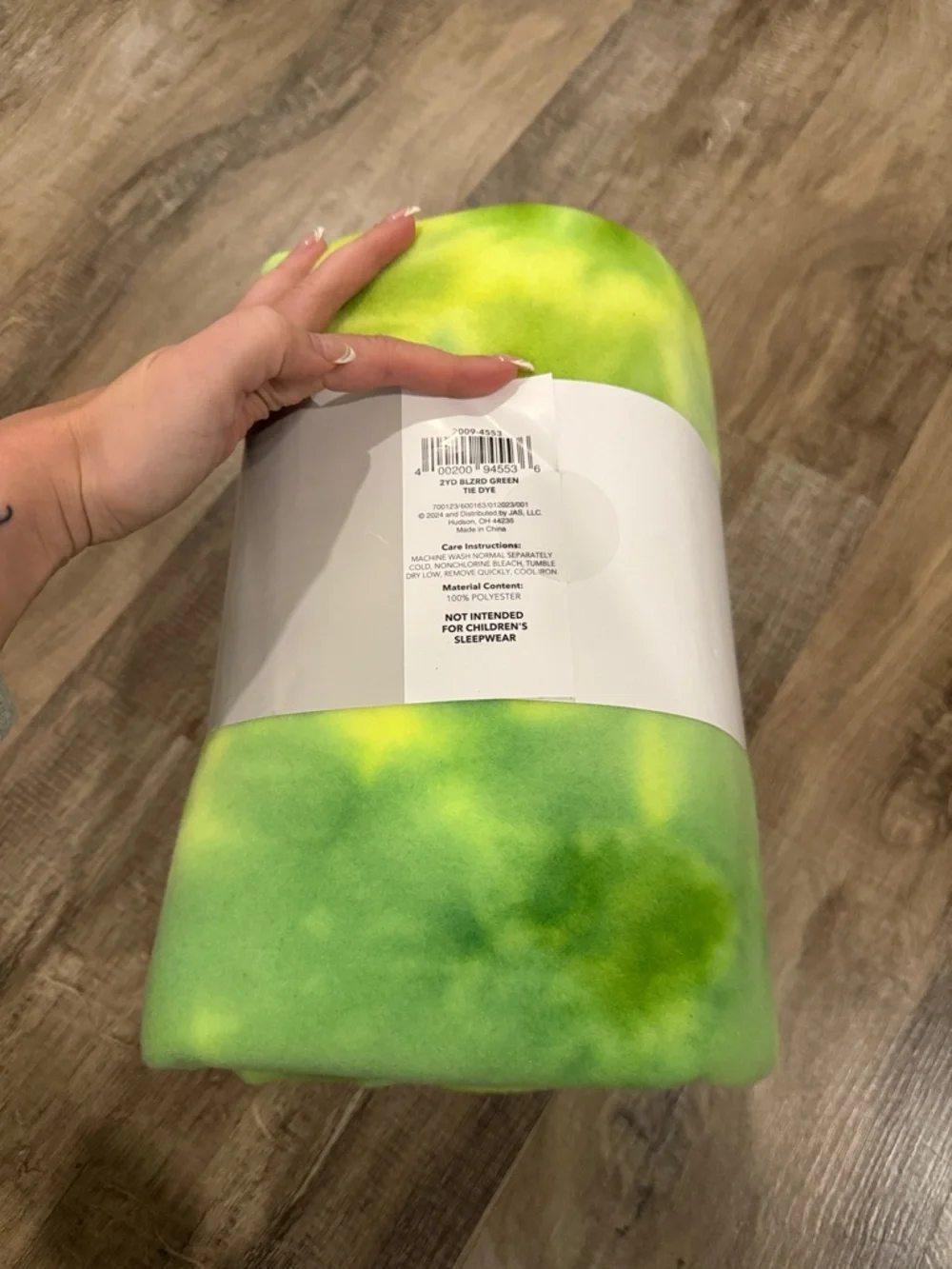 NWT Blizzard Fleece Fabric Roll - Neon Green Tie-Dye - Picture 2 of 3